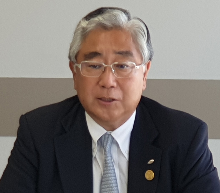 開会挨拶 三輪 芳弘 会長